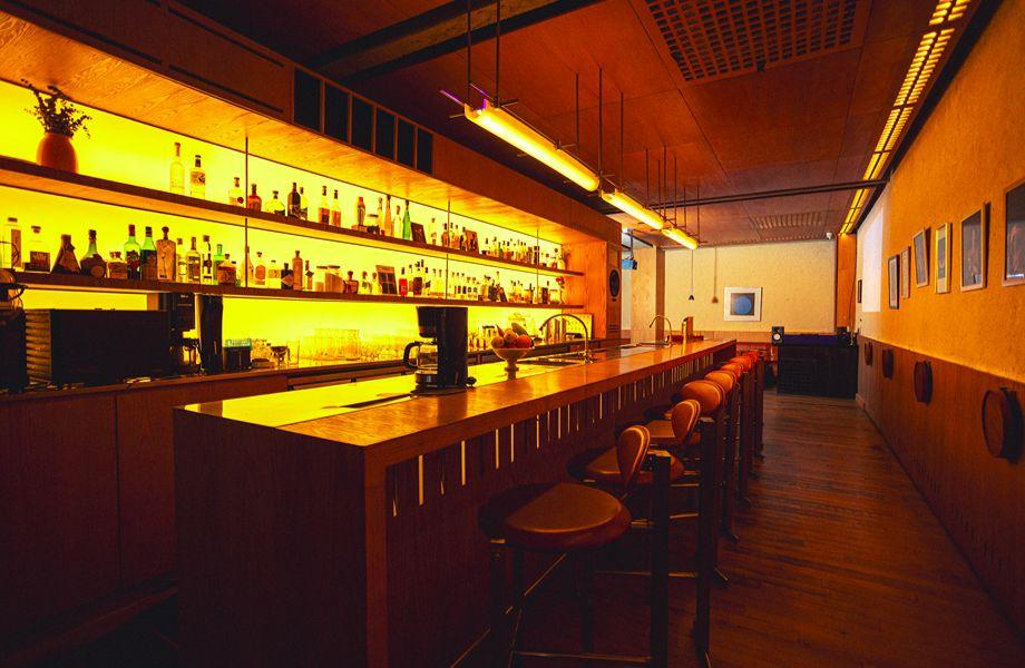 Hats Bar